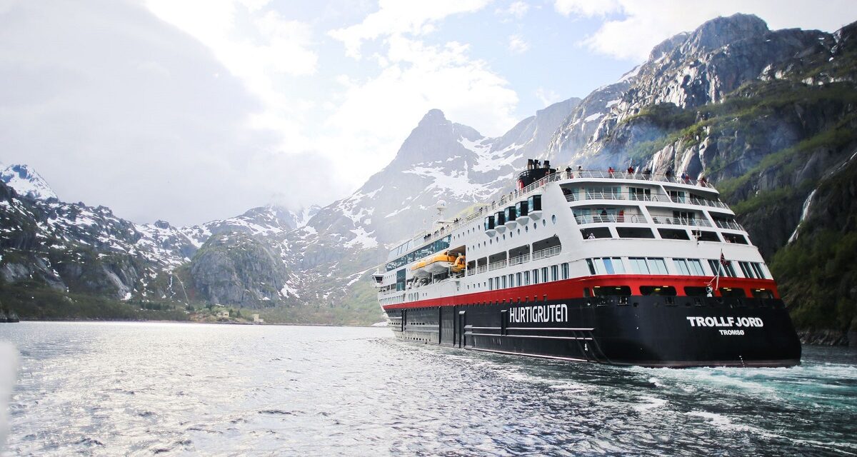 Zu den Fjorden: 130 Jahre Postschiffroute