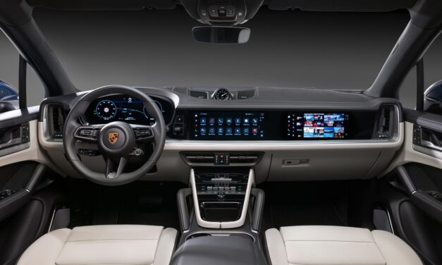 Neue Porsche Driver Experience debütiert im Cayenne