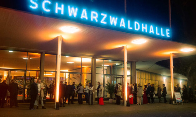 Viel los in der Schwarzwaldhalle:  Vier Comedians im März zu Gast in Karlsruhe