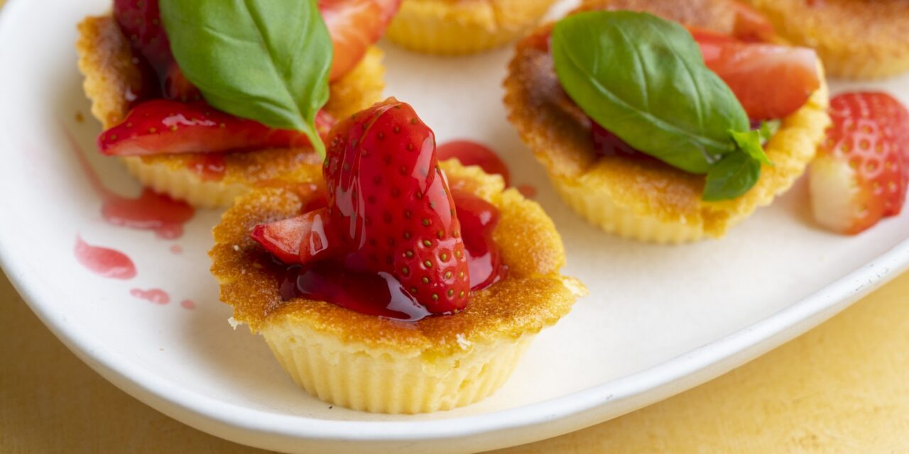 Rezept-Tipp! Japanische Cotton-Cheesecakes mit Erdbeeren