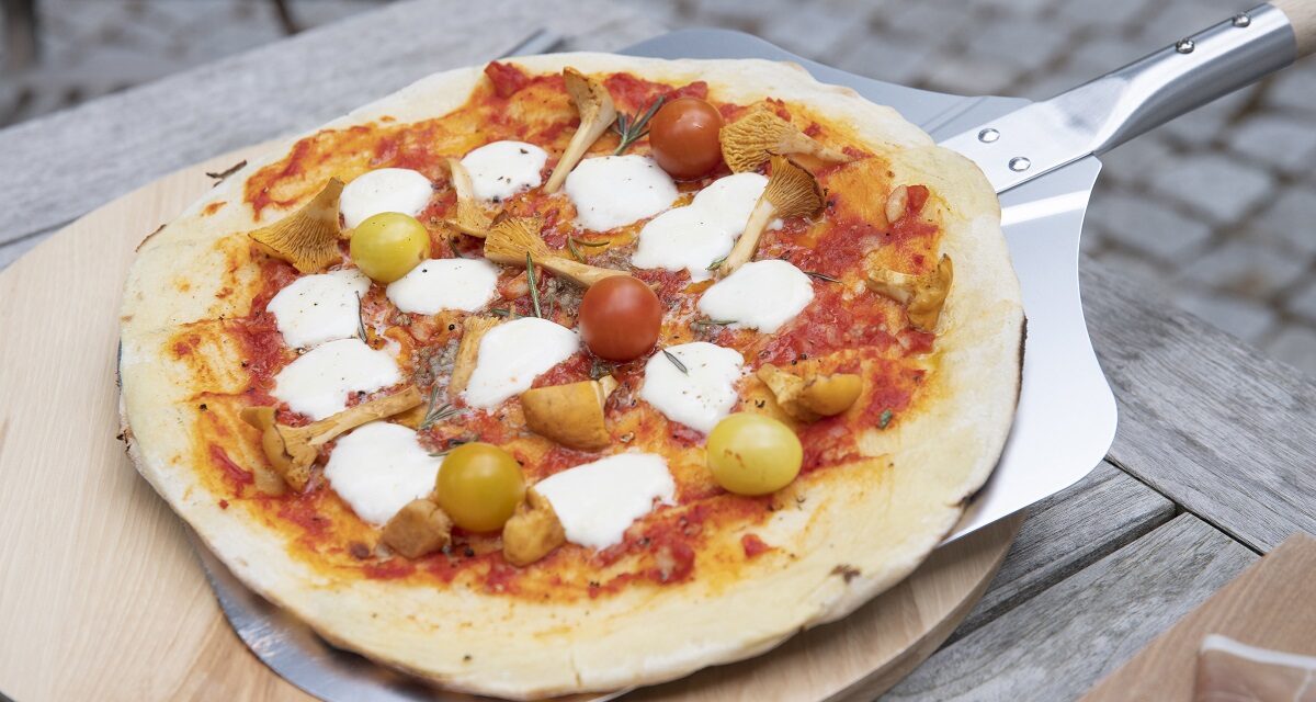 Rezept-Tipp! Pizza aus Quark-Öl-Teig ohne Hefe