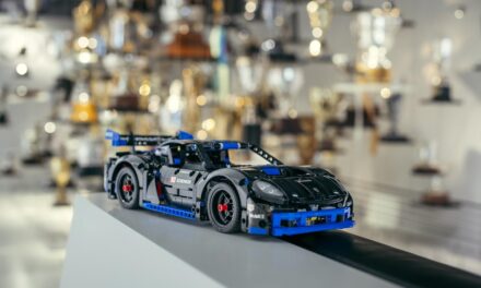 Porsche trifft LEGO® Technic™ beim Sommerferienprogramm im Museum