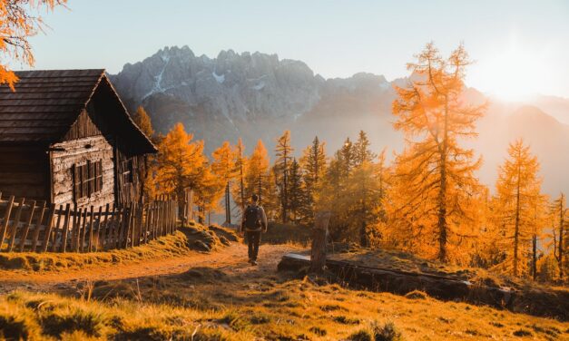 Herbstleuchten im Land der Berge