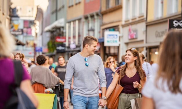 Verkaufsoffener Sonntag mit Bio-Markt und Altstadt-Flohmarkt in Konstanz